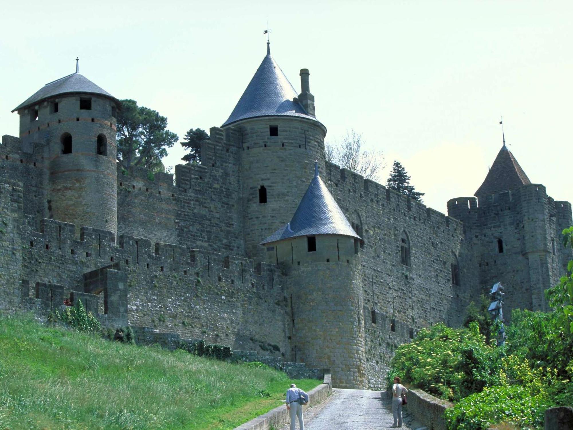 Bel Appartement Mansarde Carcassone Exterior photo
